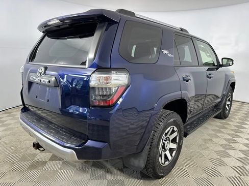 Used 2018 Toyota 4Runner TRD Off-Road Premium AWD/4WD image 12