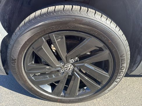 Used 2022 Volkswagen Atlas Cross Sport SE image 10