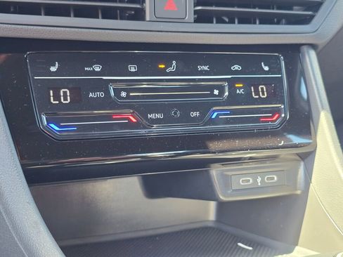 New 2025 Volkswagen Jetta Sport image 21