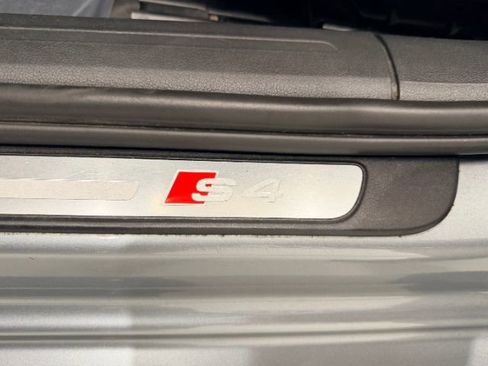 Used 2011 Audi S4 Prestige image 24