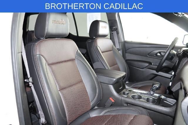 Used 2023 Chevrolet Traverse High Country w/ LPO, Floor Liner Package AWD/4WD image 23