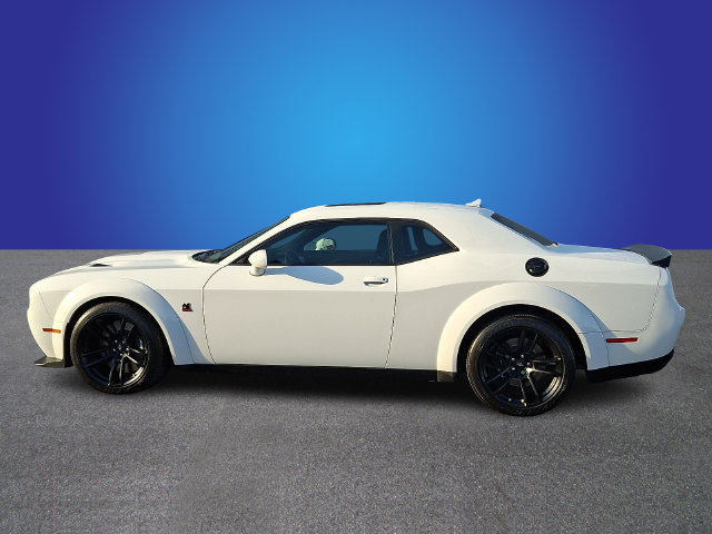 Used 2023 Dodge Challenger R/T Scat Pack RWD image 7