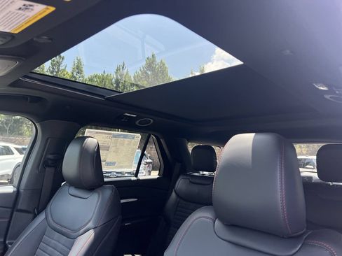 New 2026 Ford Explorer ST-Line w/ ST-Line Street Pack AWD/4WD image 11