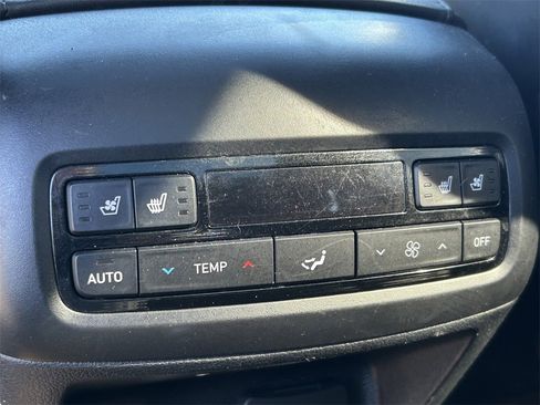 Used 2022 Hyundai Palisade Calligraphy image 22