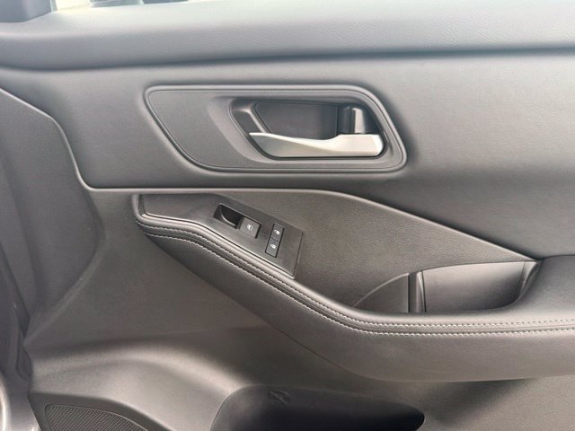 Used 2026 Nissan Rogue SV AWD/4WD image 19