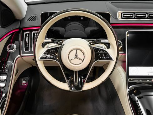 Used 2023 Mercedes-Benz S 580 4MATIC Sedan image 55