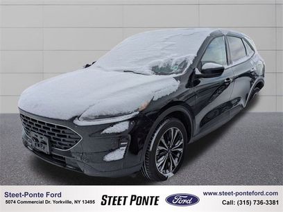 Certified 2022 Ford Escape SE w/ SE Sport Appearance Package