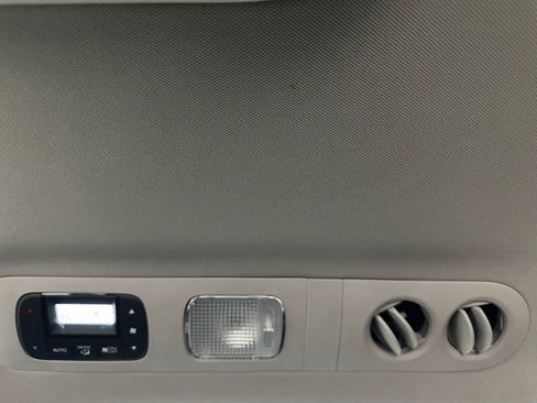 Used 2016 Honda Odyssey Touring Elite image 47
