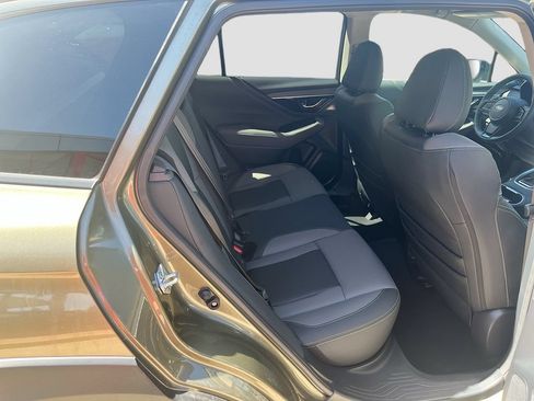 Used 2025 Subaru Outback Onyx Edition AWD/4WD image 28
