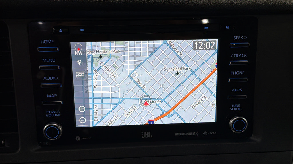 Used 2019 Toyota Sienna SE AWD/4WD image 29