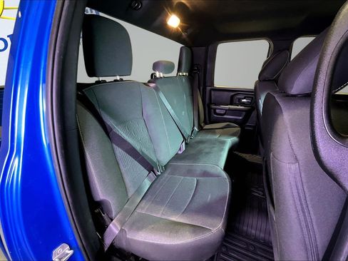 Used 2022 RAM 1500 Warlock AWD/4WD image 25