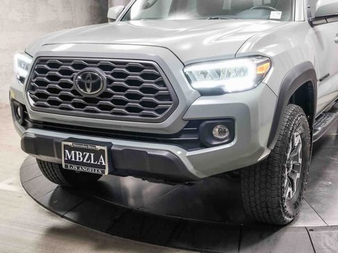 Used 2023 Toyota Tacoma TRD Off-Road AWD/4WD image 11