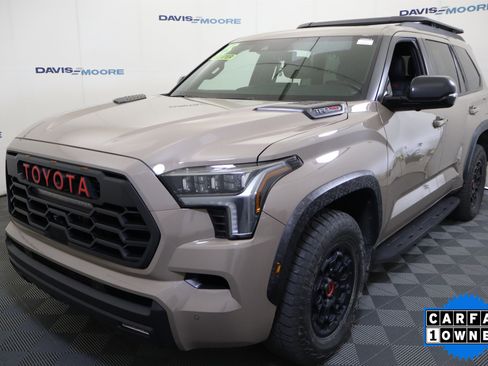 Used 2025 Toyota Sequoia TRD Pro AWD/4WD image 11