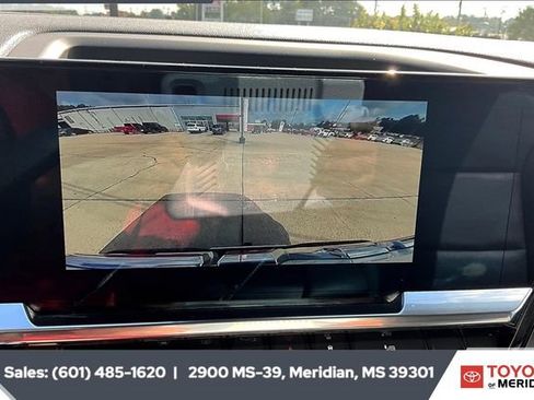 Used 2024 GMC Sierra 1500 SLT image 15