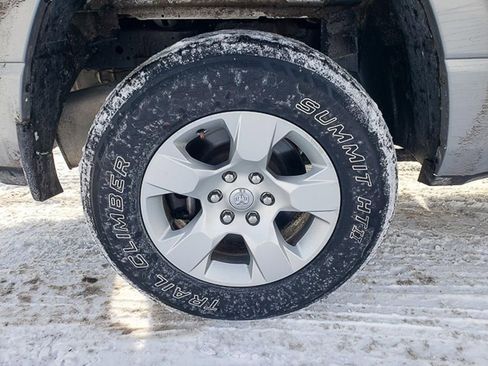 Used 2020 RAM 1500 Big Horn AWD/4WD image 48
