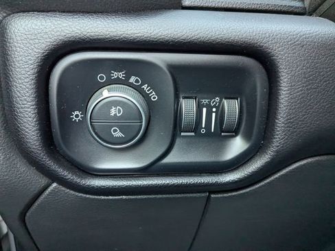 Used 2024 RAM 2500 Laramie AWD/4WD image 29