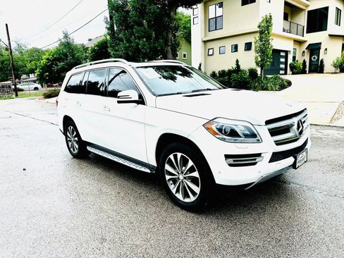 Used 2016 Mercedes-Benz GL 450 4MATIC image 2