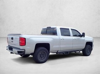 Used 2017 Chevrolet Silverado 1500 LT w/ All Star Edition AWD/4WD video 3