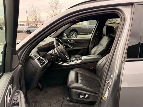 Used 2025 BMW X5 xDrive50e image 7