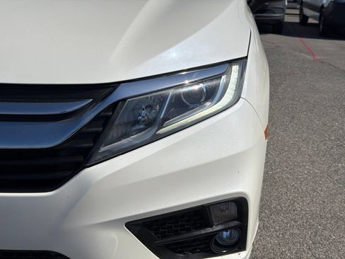 Used 2018 Honda Odyssey EX image 13