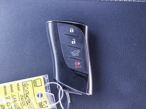 Used 2025 Lexus RX 350 Premium w/ Convenience Package FWD image 27