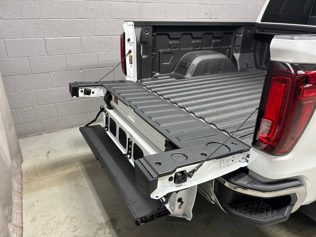 New 2026 GMC Sierra 1500 SLT w/ SLT Premium Plus Package AWD/4WD image 16