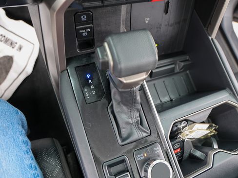 Used 2025 Toyota Tundra Limited w/ Power Package AWD/4WD image 26