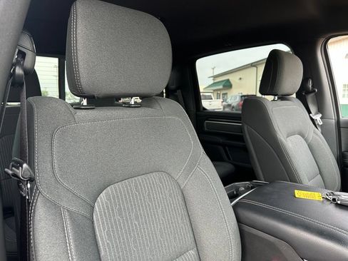 Used 2022 RAM 1500 Big Horn AWD/4WD image 30