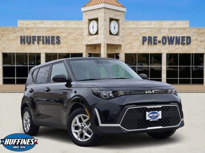 Certified 2025 Kia Soul LX