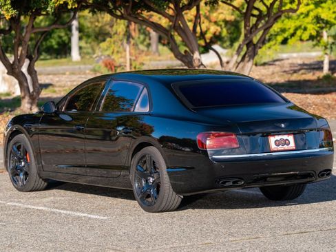 Used 2015 Bentley Flying Spur V8 image 33