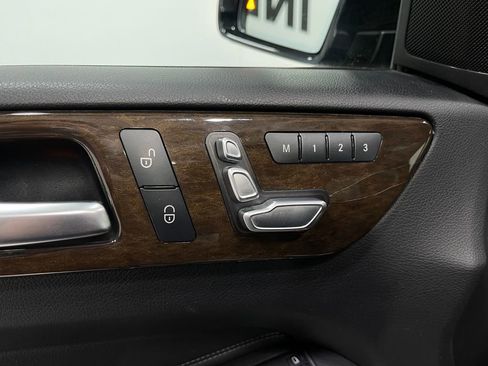 Used 2017 Mercedes-Benz GLS 450 4MATIC w/ Premium Package image 17