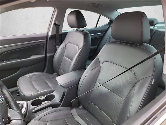 Used 2020 Hyundai Elantra Limited w/ Cargo Package (C1) FWD image 10