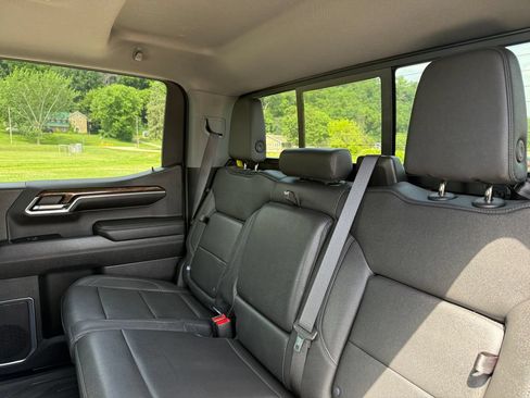 Used 2024 GMC Sierra 1500 Elevation w/ Elevation Premium Package AWD/4WD image 39