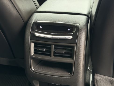 Certified 2021 Cadillac XT5 Premium Luxury AWD/4WD image 20