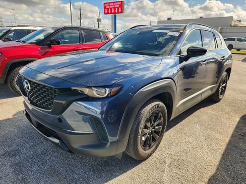 Used 2025 MAZDA CX-50 AWD 2.5 Hybrid w/ Premium Pkg image 3