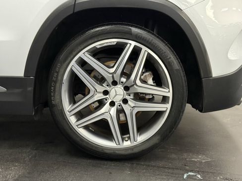 Certified 2021 Mercedes-Benz GLA 35 AMG 4MATIC image 16