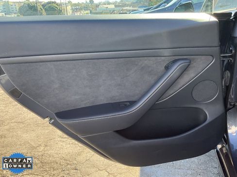 Used 2023 Tesla Model 3 Standard Range image 49