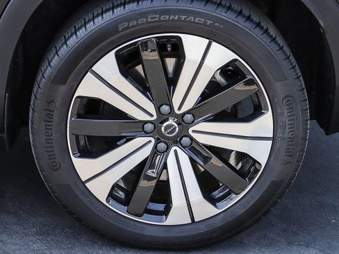 Used 2023 Volvo C40 P8 Recharge Plus w/ Protection Package Premier AWD/4WD image 12