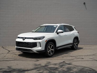 New 2025 Volkswagen Tiguan SE