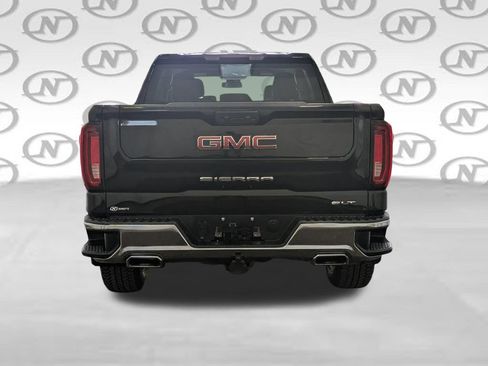 Used 2022 GMC Sierra 1500 SLT w/ X31 Off-Road Package AWD/4WD image 39