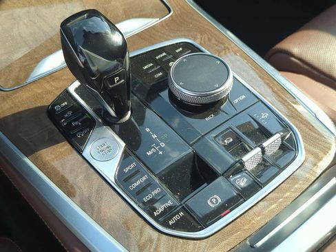 Used 2019 BMW X5 xDrive50i image 33