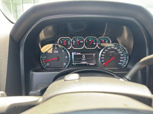 Used 2016 Chevrolet Silverado 1500 LT w/ All Star Edition AWD/4WD image 8