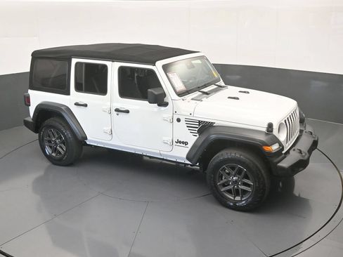 Used 2024 Jeep Wrangler Unlimited Sport AWD/4WD image 48