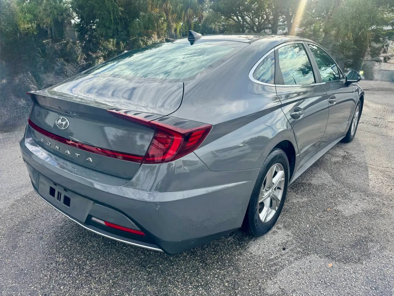 Used 2021 Hyundai Sonata SE FWD image 4