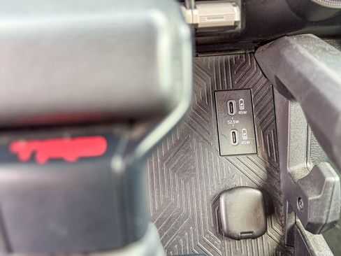 Used 2024 Toyota Tacoma TRD Off-Road image 35