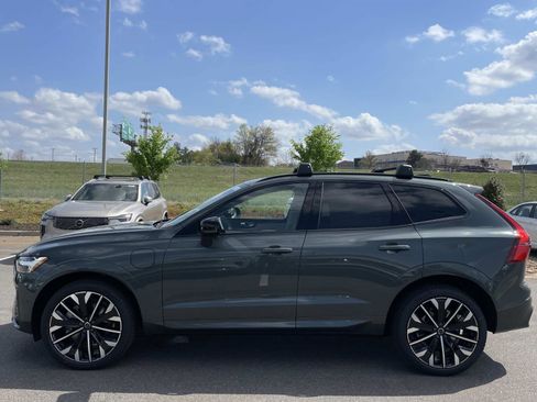 New 2026 Volvo XC60 T8 Ultra w/ Protection Package Premier AWD/4WD image 4