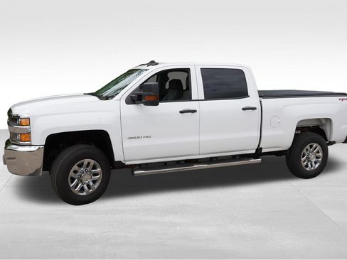 Certified 2017 Chevrolet Silverado 3500 W/T w/ WT Convenience Package AWD/4WD image 10