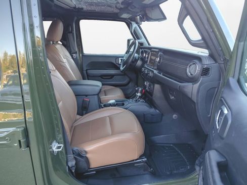 Used 2022 Jeep Gladiator Overland w/ Popular Equipment Package image 24