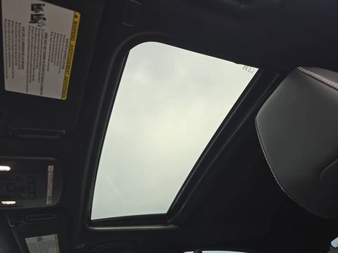 Certified 2025 Toyota Camry SE image 29