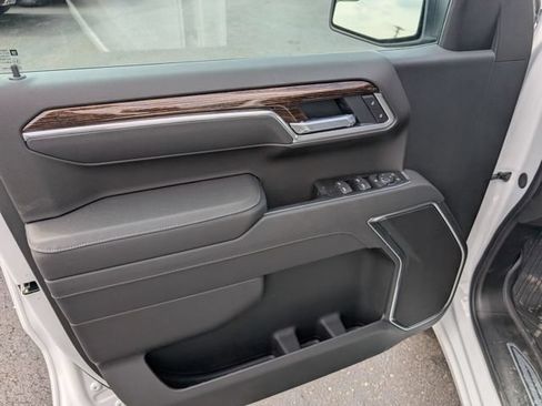 New 2026 GMC Sierra 1500 SLE AWD/4WD image 15